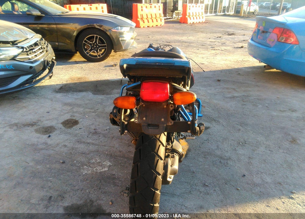 2000 BMW R1150 GS VIN: WB10495A9YZE50912