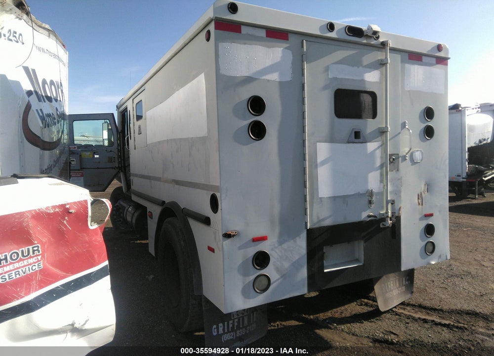 2009 INTERNATIONAL 4000 4300 VIN: 1HTMMAAM39H138825