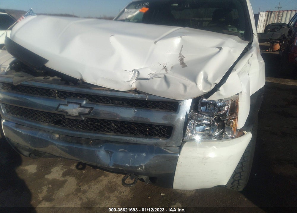 2008 CHEVROLET SILVERADO 1500 LT1 VIN: 2GCEK19J281248316