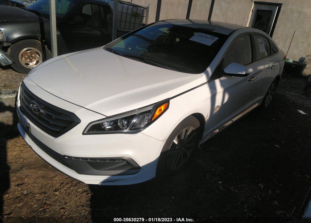 2015 HYUNDAI SONATA SPORT VIN: 5NPE34AF9FH056392