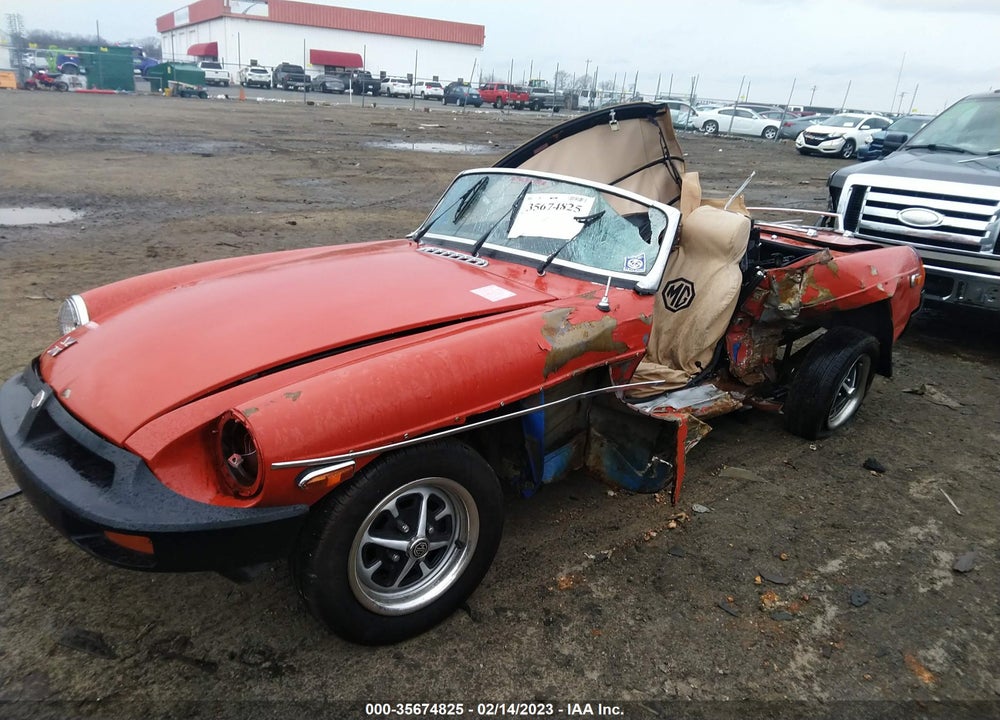 1976 MG B VIN: 0000GHN5UG404245G