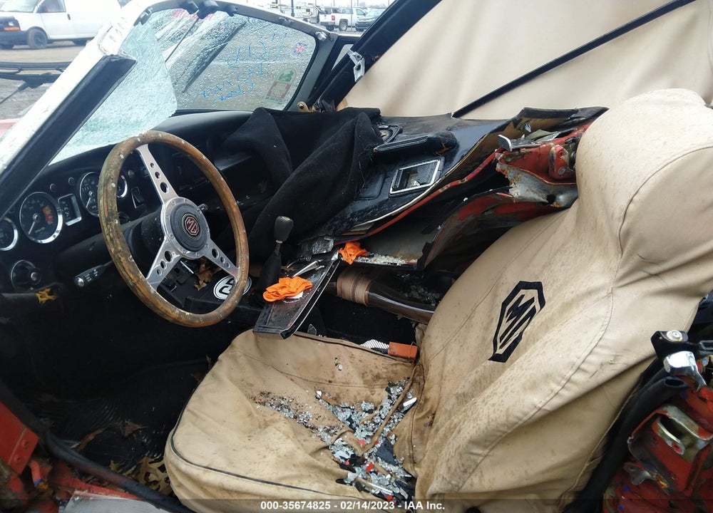 1976 MG B VIN: 0000GHN5UG404245G