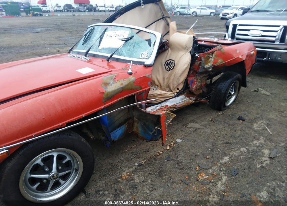 1976 MG B VIN: 0000GHN5UG404245G