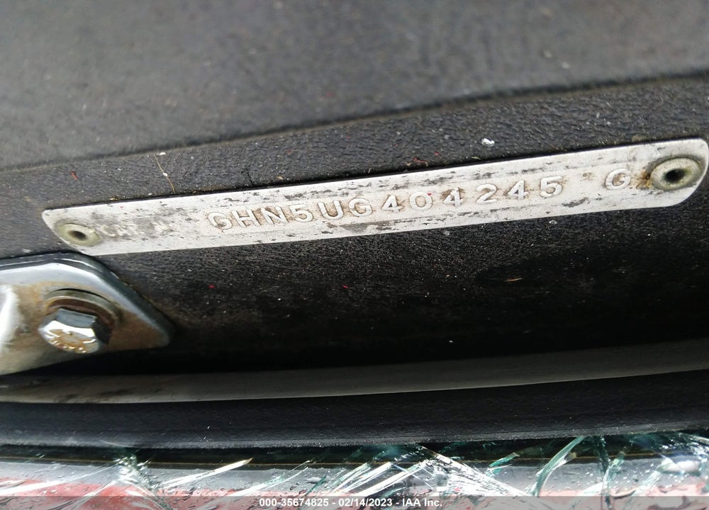 1976 MG B VIN: 0000GHN5UG404245G