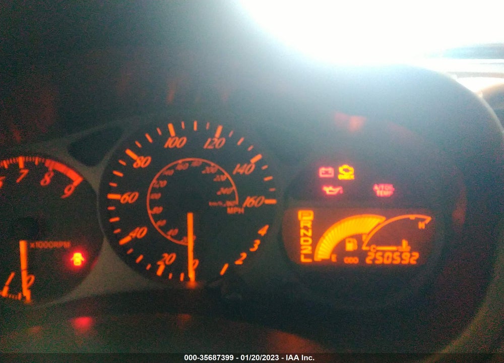 2000 TOYOTA CELICA VIN: JTDDY32TXY0024871