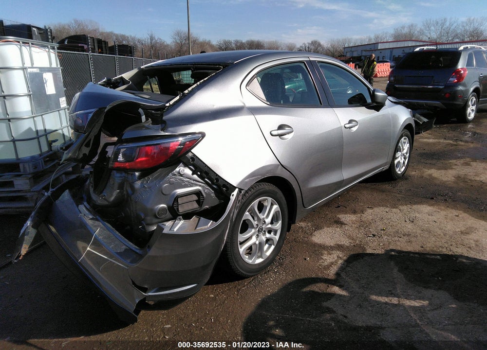 2016 SCION IA VIN: 3MYDLBZV3GY142637