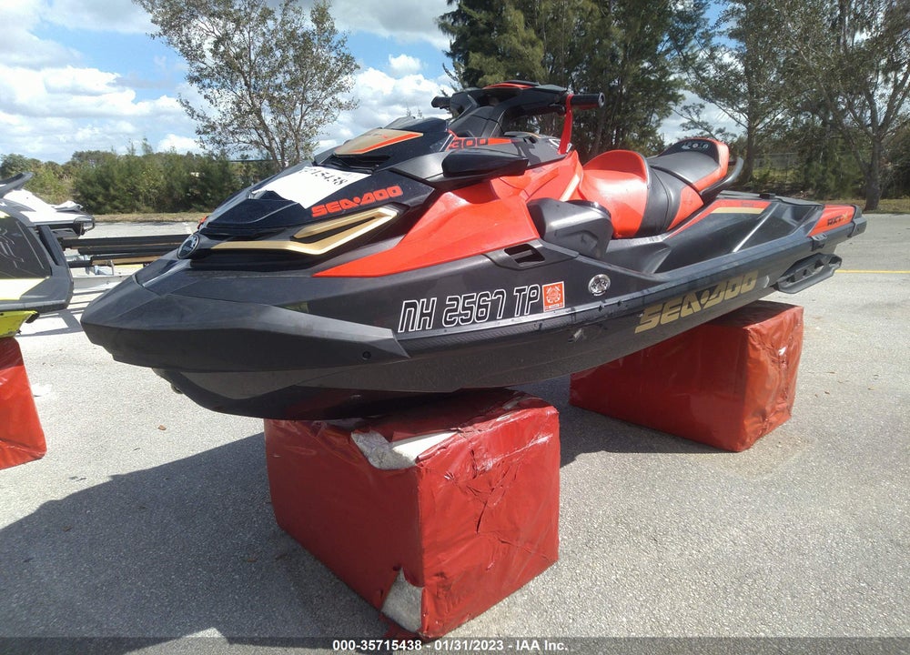 2020 SEA DOO RXT-300 VIN: YDV30029L920