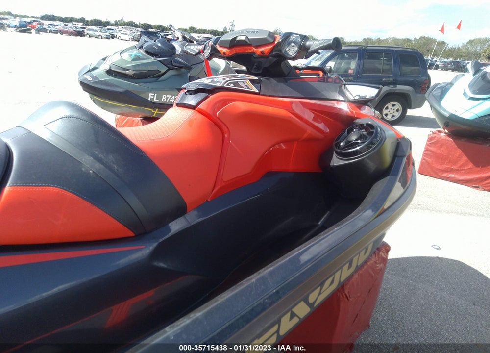 2020 SEA DOO RXT-300 VIN: YDV30029L920