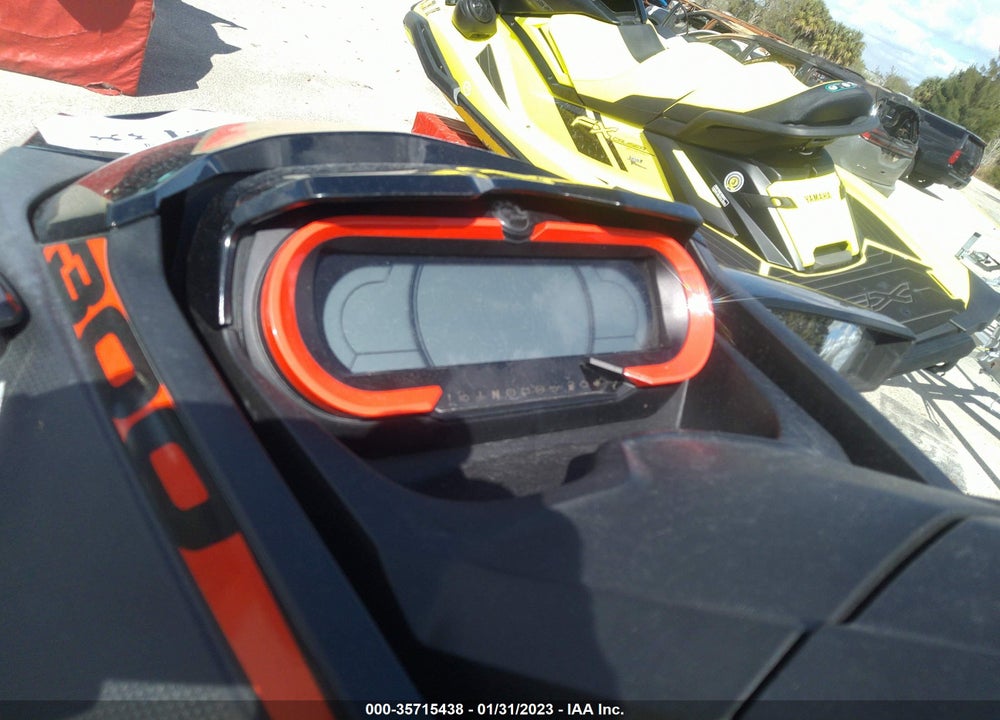 2020 SEA DOO RXT-300 VIN: YDV30029L920