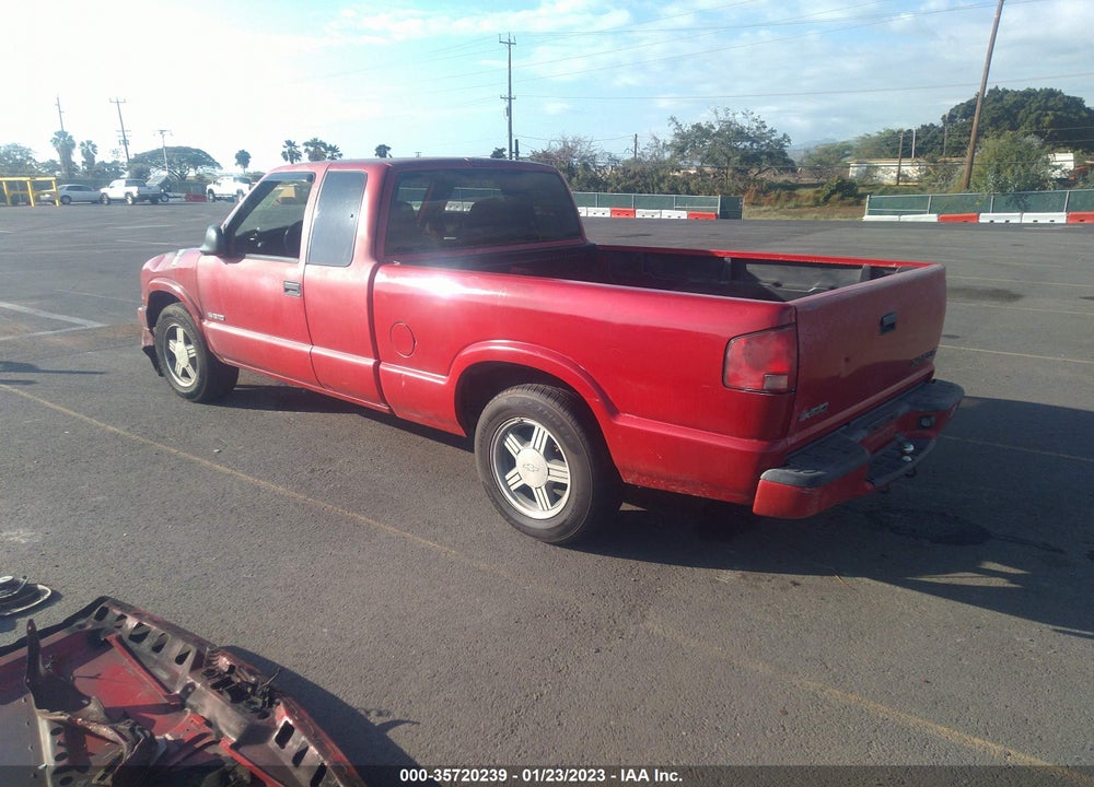 1999 CHEVROLET S-10 LS VIN: 1GCCS1944X8133858