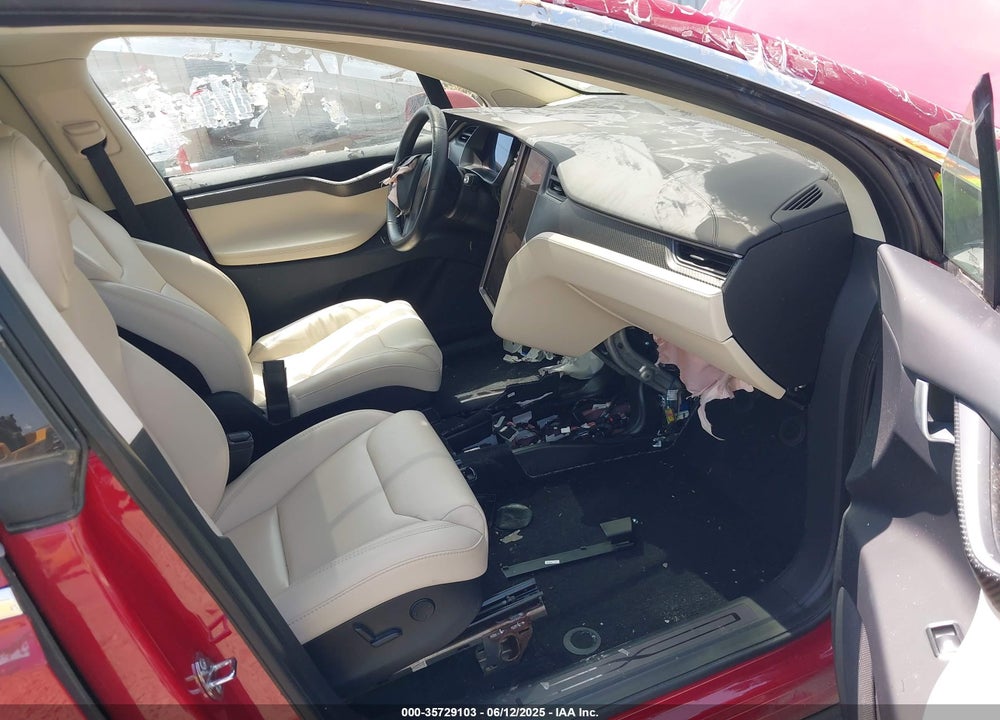 2018 TESLA MODEL X VIN: 5YJXCAE29JF129203