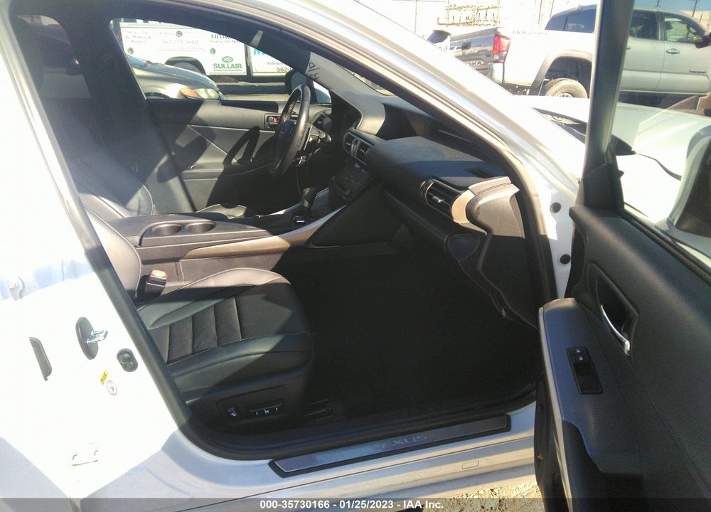 2016 LEXUS IS 200T VIN: JTHBA1D29G5024400