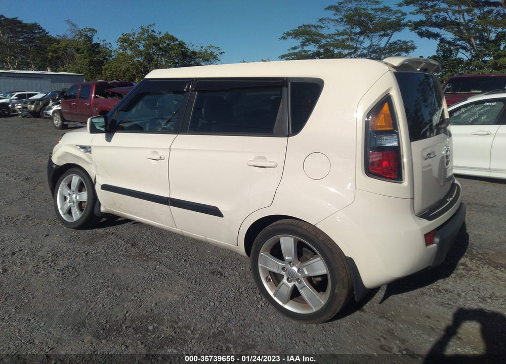 2011 KIA SOUL VIN: KNDJT2A22B7713063