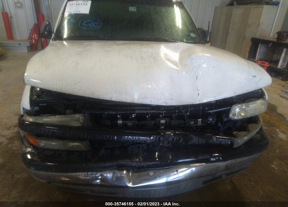 2002 CHEVROLET SILVERADO 1500 LS VIN: 2GCEC19TX21136577