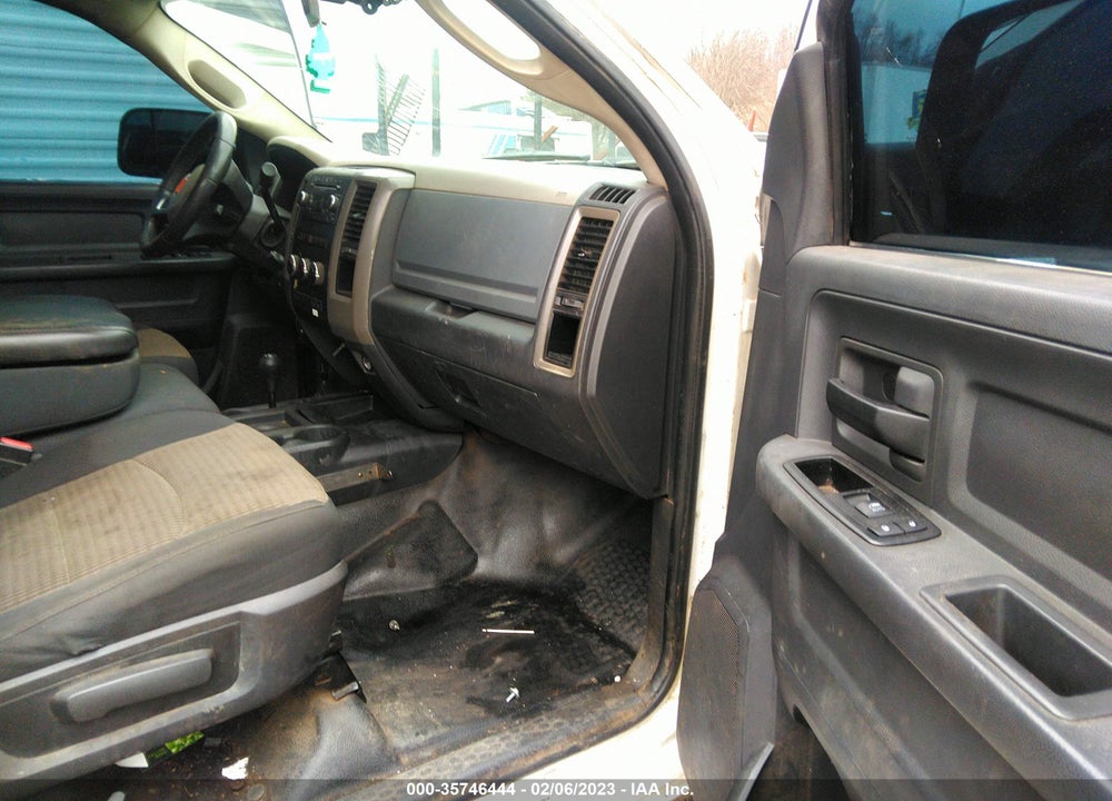 2011 RAM 4500 HD CHASSIS ST/SLT/LAIE VIN: 3D6WU6CL4BG553055