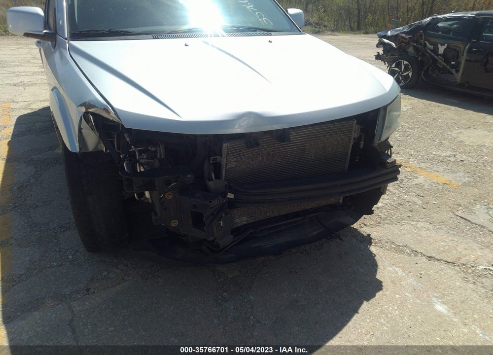 2010 DODGE JOURNEY SXT VIN: 3D4PH5FV3AT100589