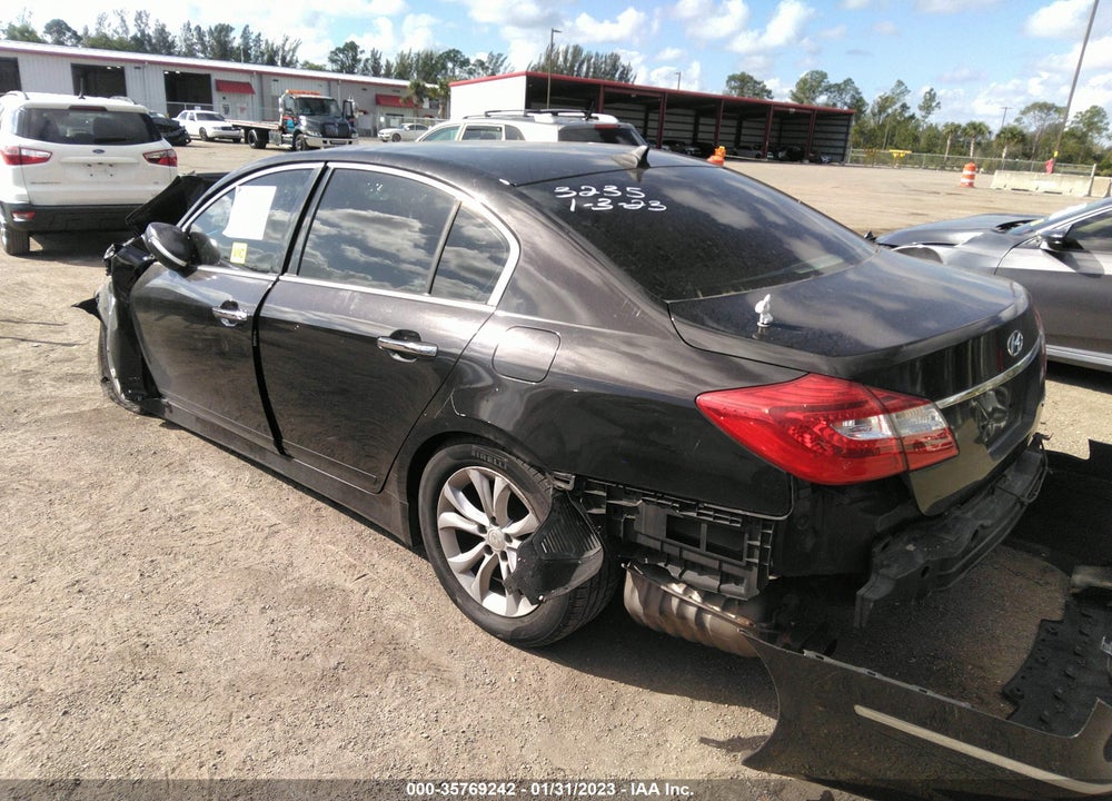 2013 HYUNDAI GENESIS VIN: KMHGC4DD9DU248235