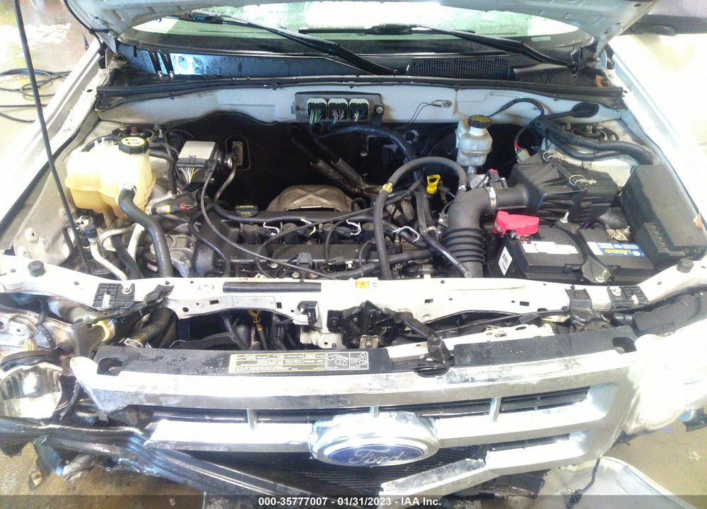 2008 FORD ESCAPE XLS VIN: 1FMCU92Z08KB25416