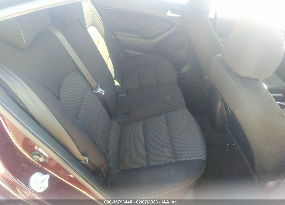 2018 KIA FORTE LX VIN: 3KPFK4A70JE213143