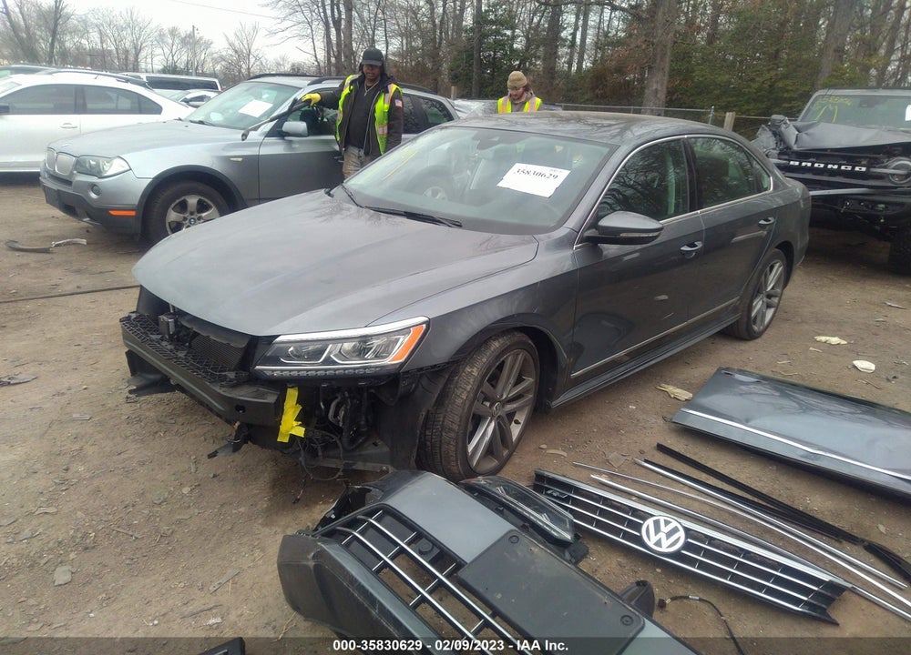 2019 VOLKSWAGEN PASSAT 2.0T SE R-LINE VIN: 1VWMA7A38KC012850