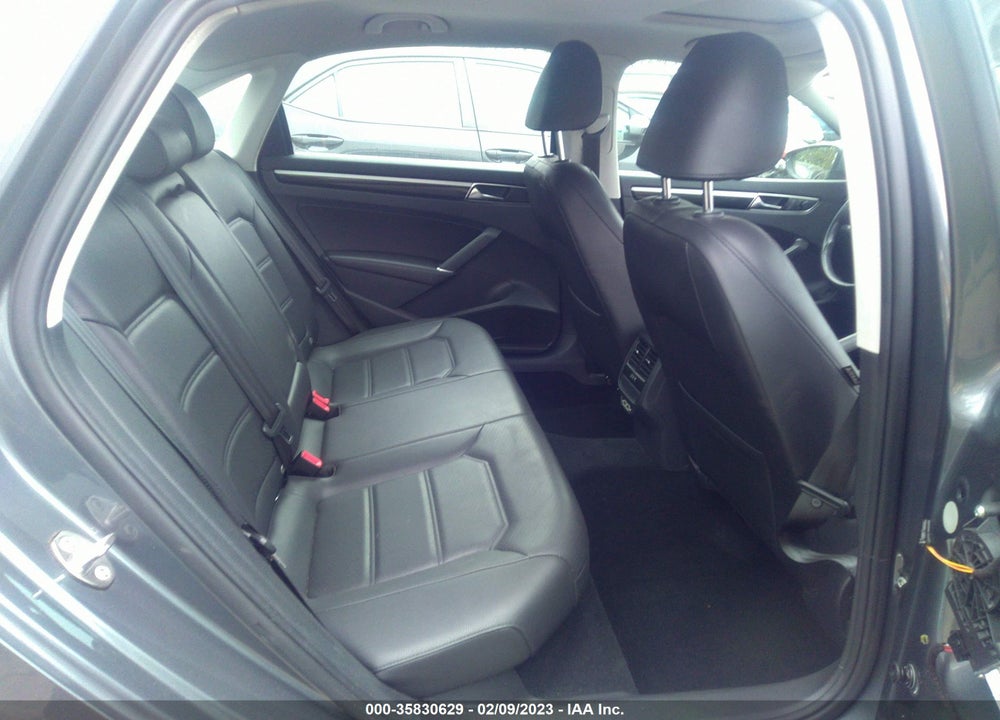 2019 VOLKSWAGEN PASSAT 2.0T SE R-LINE VIN: 1VWMA7A38KC012850