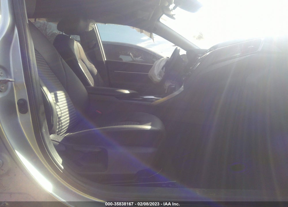 2020 TOYOTA CAMRY SE VIN: 4T1G11AK2LU928211