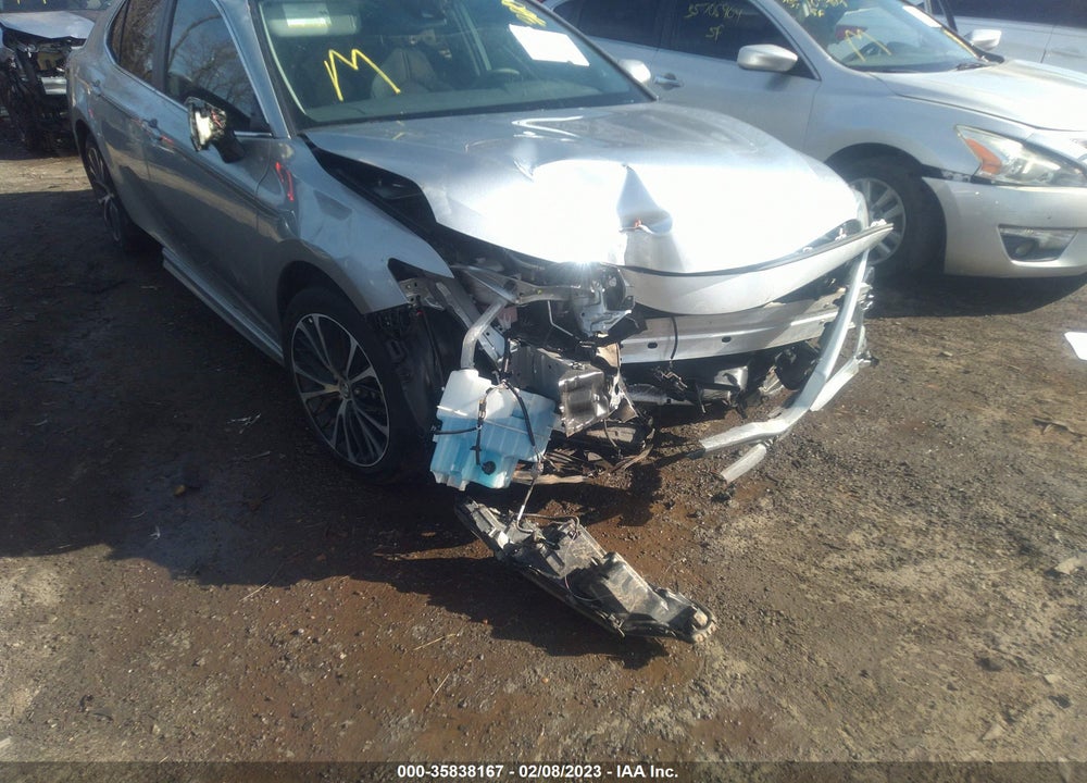 2020 TOYOTA CAMRY SE VIN: 4T1G11AK2LU928211