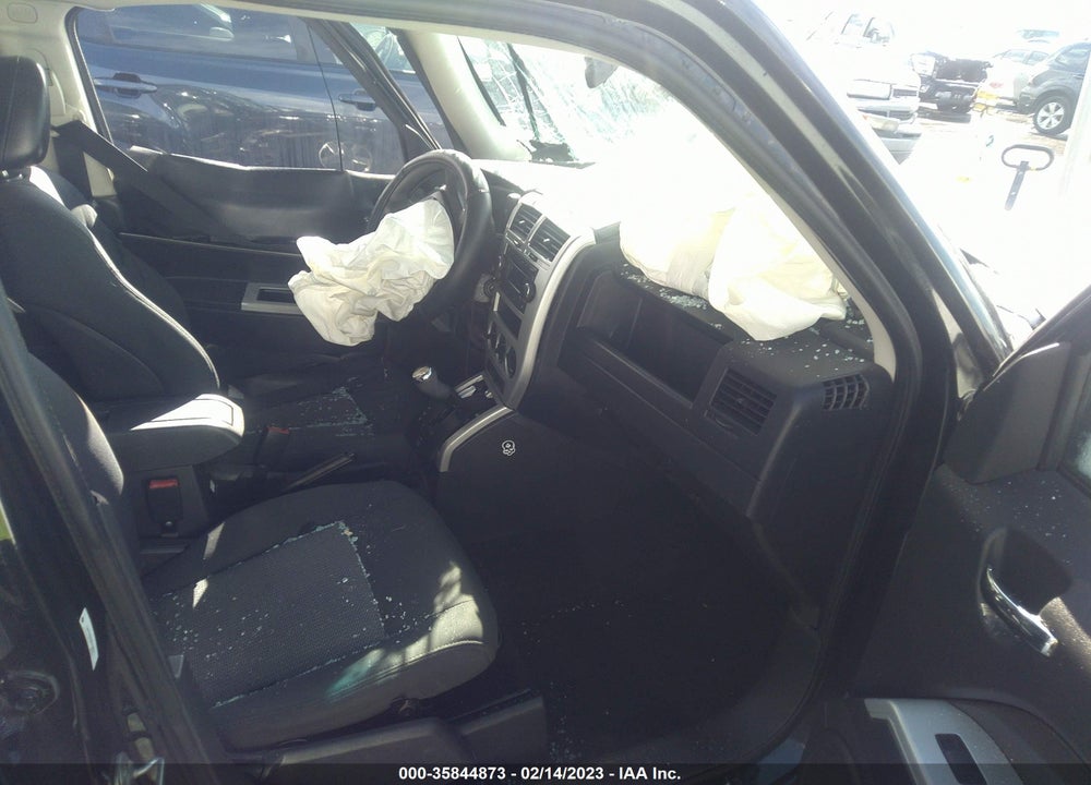 2008 JEEP PATRIOT SPORT VIN: 1J8FF28W88D758887