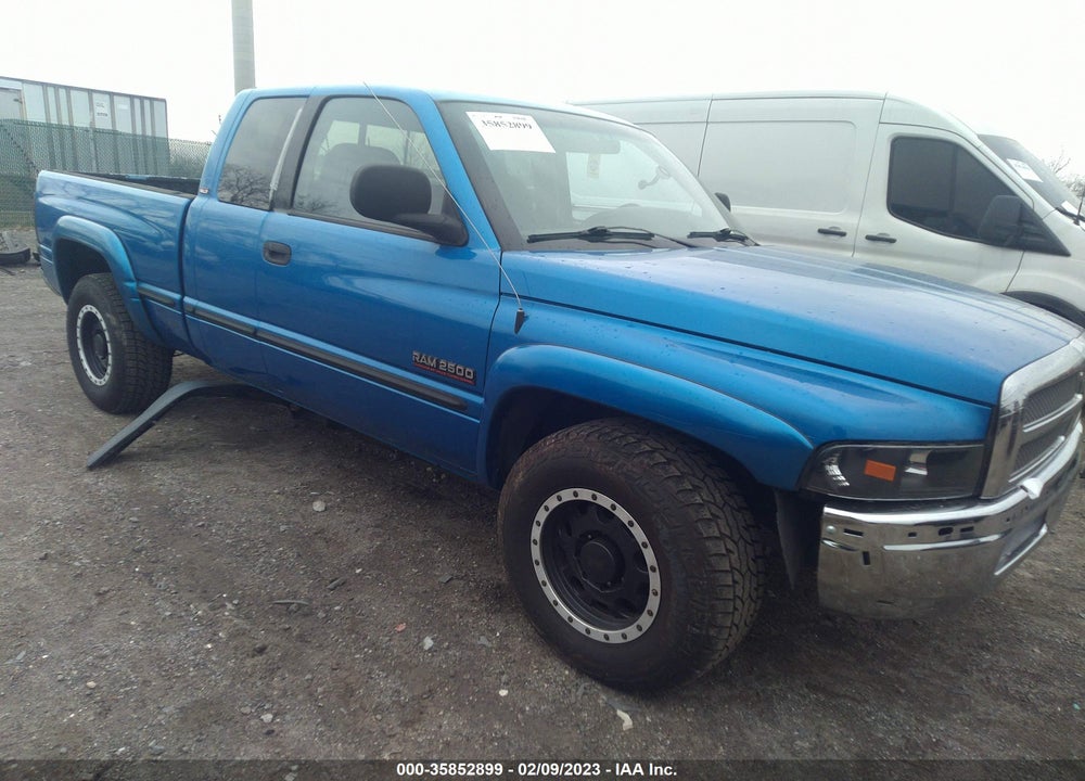 1998 DODGE RAM 2500 ST VIN: 1B7KC2368WJ243151
