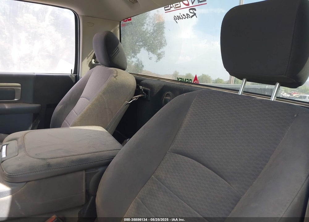 2019 RAM 1500 VIN: 3C6JR6AT8KG522452