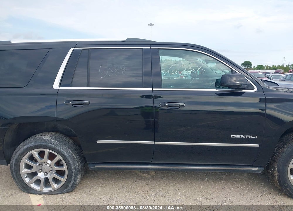 2016 GMC YUKON DENALI VIN: 1GKS2CKJ7GR354490