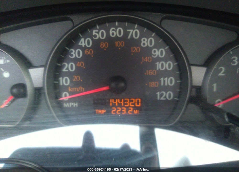 2003 SATURN ION ION 2 VIN: 1G8AZ52F23Z136410