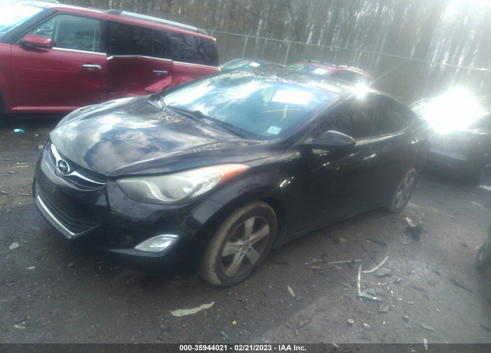 2013 HYUNDAI ELANTRA VIN: KMHDH4AE1DU796053