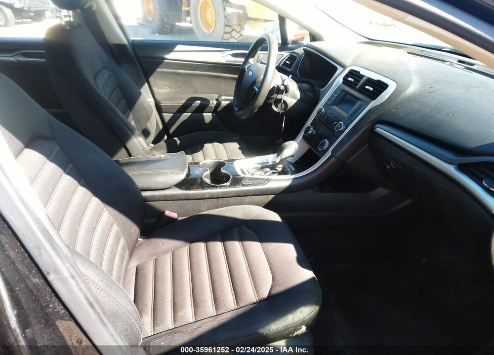 2015 FORD FUSION VIN: 3FA6P0H75FR211569