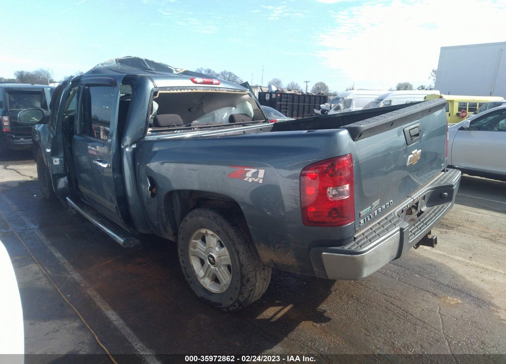 2011 CHEVROLET SILVERADO 1500 LT VIN: 1GCPKSE3XBF256752