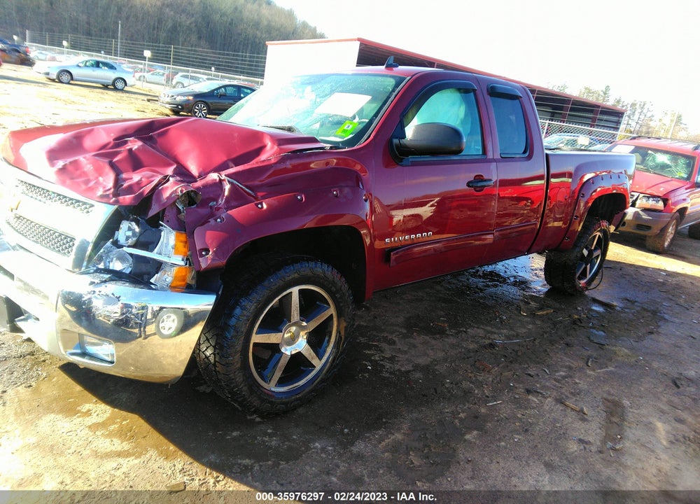 2013 CHEVROLET SILVERADO 1500 LT VIN: 1GCRKSE74DZ343575