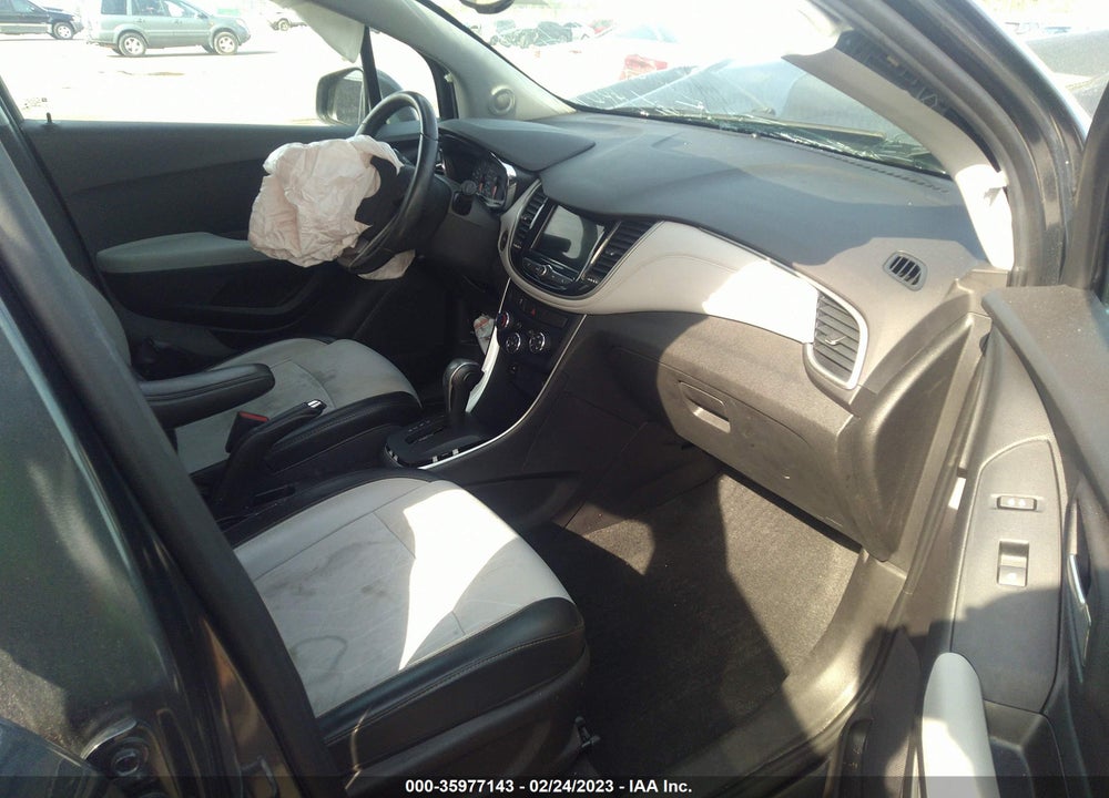 2019 CHEVROLET TRAX LT VIN: 3GNCJLSB4KL144688