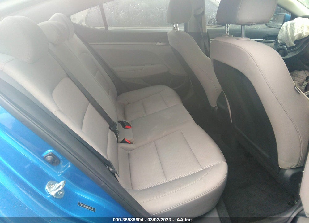 2018 HYUNDAI ELANTRA SE VIN: 5NPD74LF0JH227777