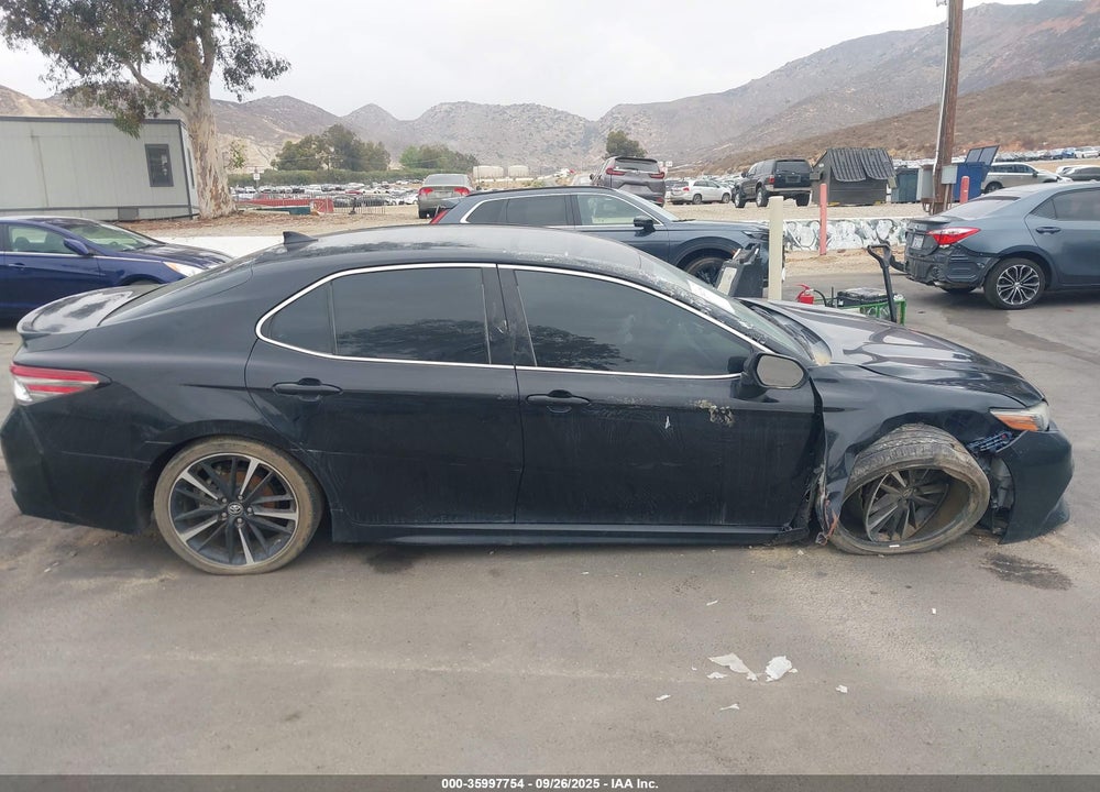 2019 TOYOTA CAMRY VIN: 4T1B61HK8KU830672