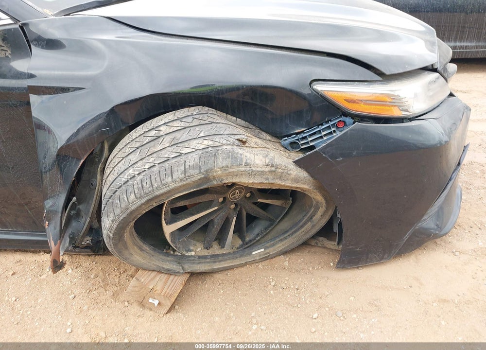 2019 TOYOTA CAMRY VIN: 4T1B61HK8KU830672