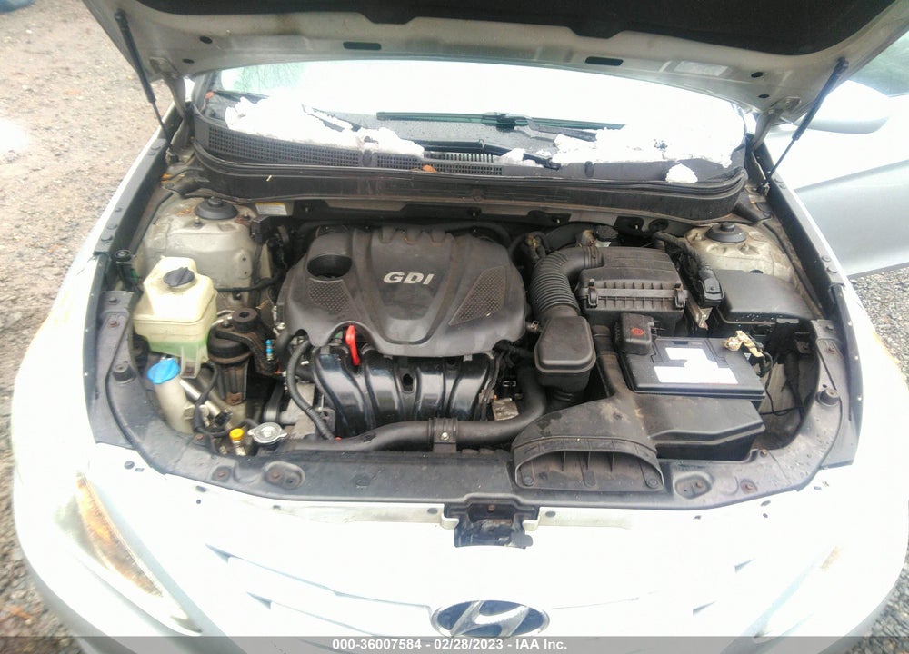 2011 HYUNDAI SONATA VIN: 5NPEB4AC5BH010285