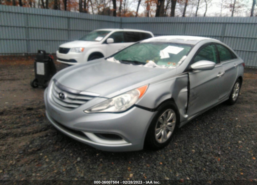 2011 HYUNDAI SONATA VIN: 5NPEB4AC5BH010285