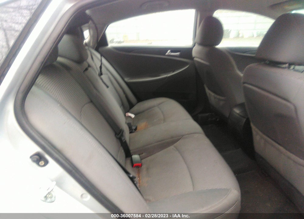 2011 HYUNDAI SONATA VIN: 5NPEB4AC5BH010285