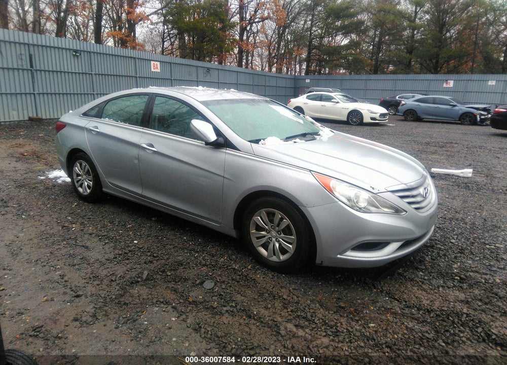 2011 HYUNDAI SONATA VIN: 5NPEB4AC5BH010285