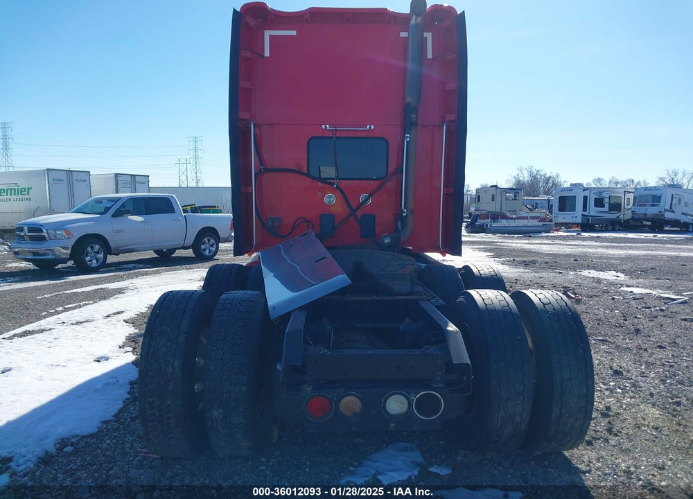 2015 KENWORTH T680 T680 VIN: 1XKYDP9X4FJ447051