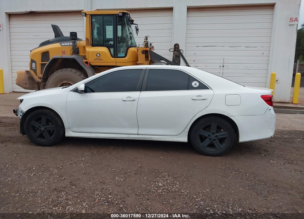 2014 TOYOTA CAMRY SE VIN: 4T1BF1FK4EU363337