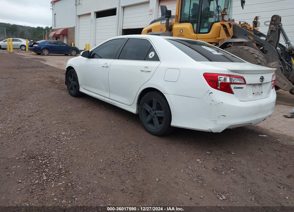 2014 TOYOTA CAMRY SE VIN: 4T1BF1FK4EU363337