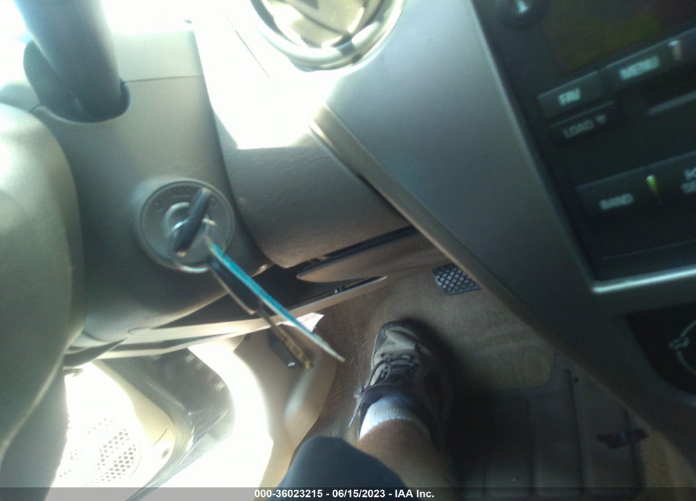 2006 SATURN ION VIN: 1G8AL55F76Z130846