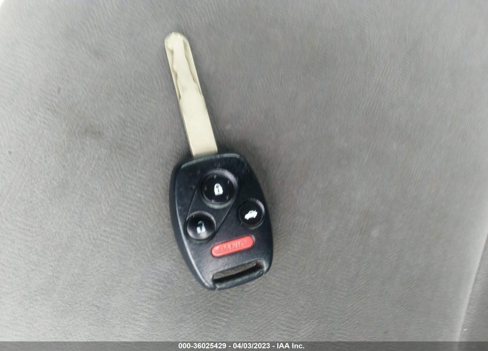 2007 HONDA ACCORD SDN VIN: 1HGCM56707A209070
