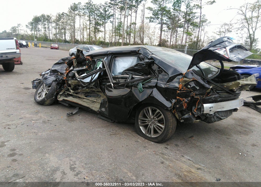 2017 TOYOTA CAMRY SE VIN: 4T1BF1FK2HU769654